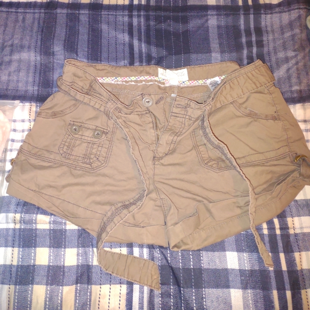 Aeropostale brown cargo shorts junior size 13/14